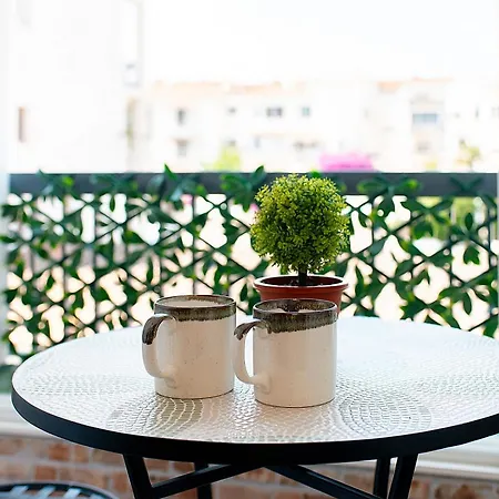 Cerca De La Playa Con Terraza Apartment